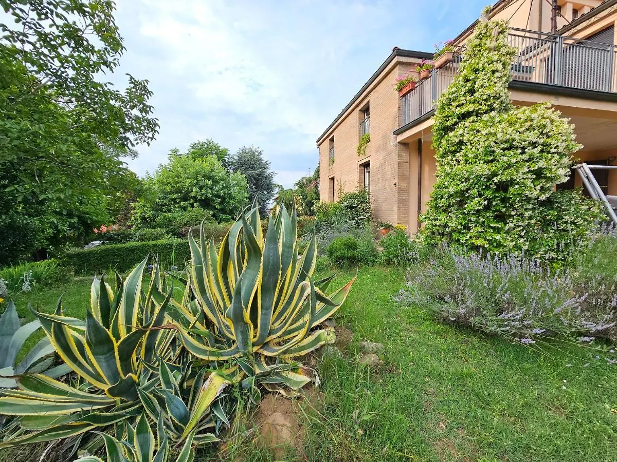 Casa Vincenzo 130 Mq Con Portico Ed Ingresso Esclusivo Dal Giardino Villa Felino Italy